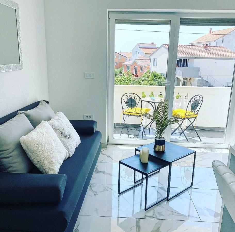 Deluxe Apartment Zara Esterno foto